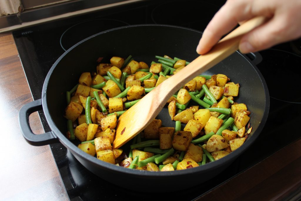 bean potato curry recipe plant-based