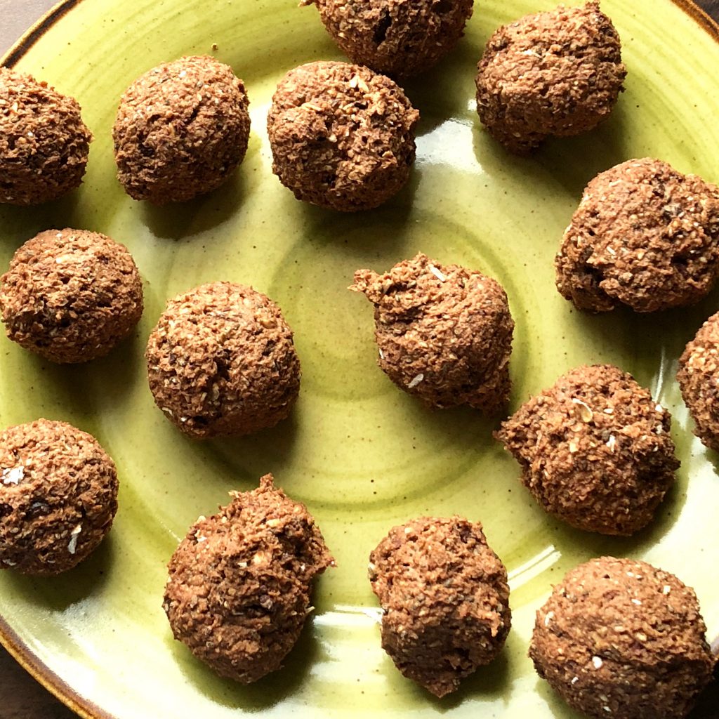 Chocolate energy ball